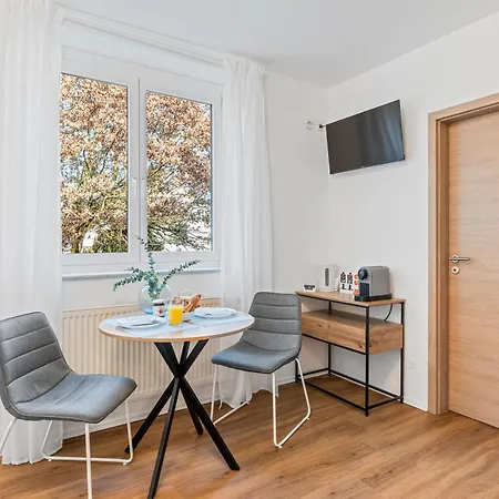 Scharnhaeusle 8 - Apartmentmit Kochnische Ostfildern * Ostfildern